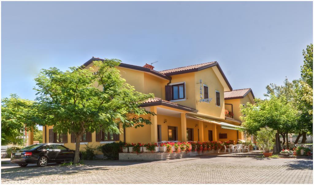 Hotel Pesek San Dorligo della Valle Zewnętrze zdjęcie